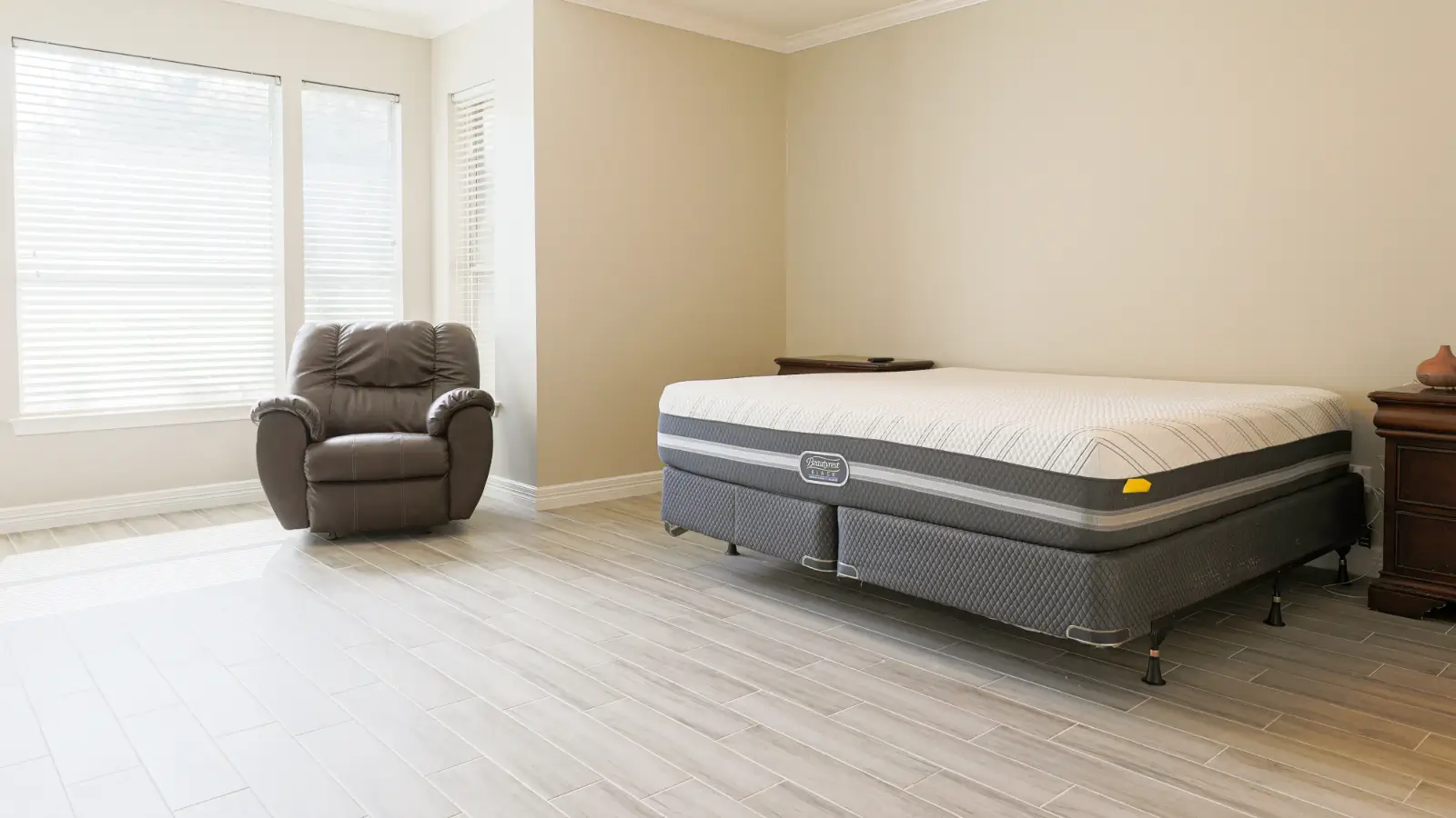 Listing 1 before and after virtual staging